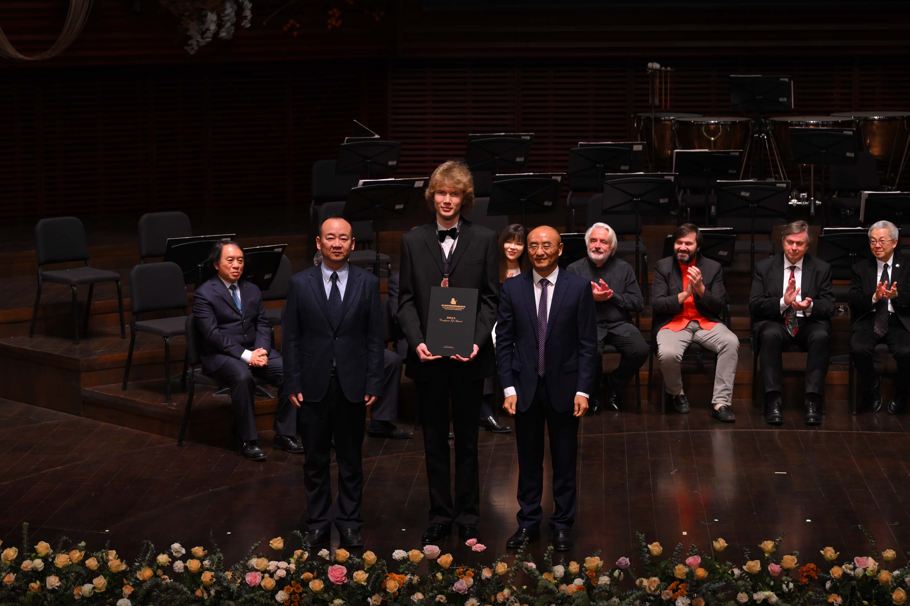 荣耀时刻丨Ivan Bessonov全程选用(yòng)長(cháng)江钢琴，斩获“音乐周亚军”